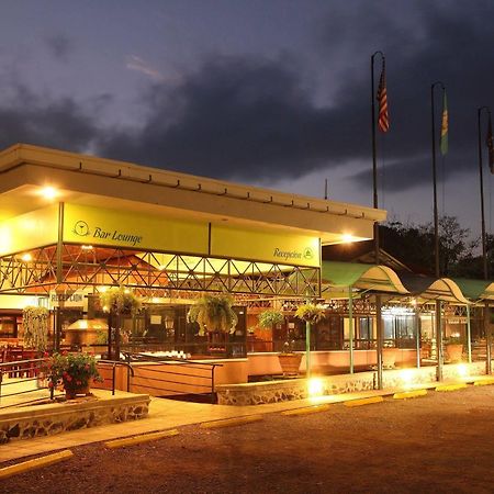 Park Hotel Santa Cruz Verapaz Esterno foto