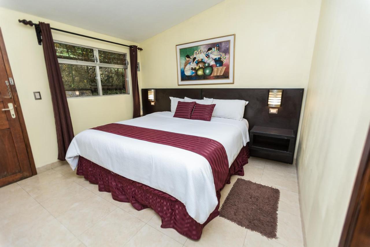 Park Hotel Santa Cruz Verapaz Esterno foto